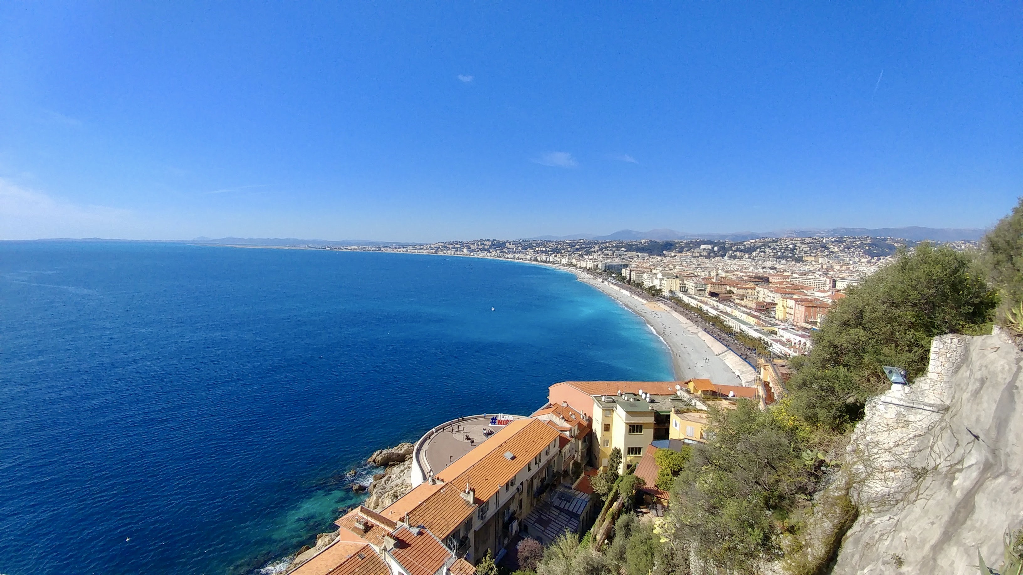 22383395-f785-47a2-a682-aa34d642b673