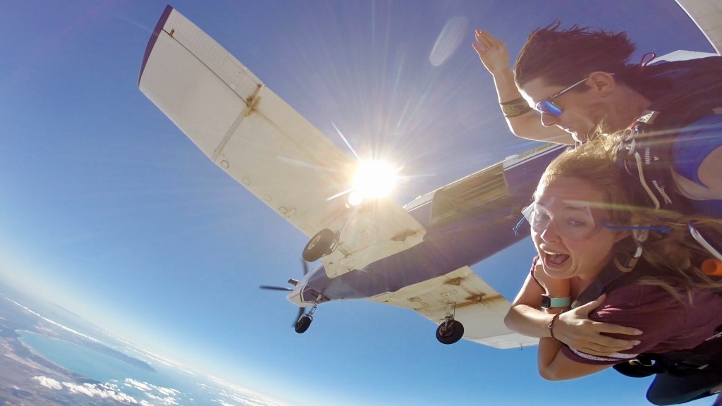 Skydiving Airlie Beach