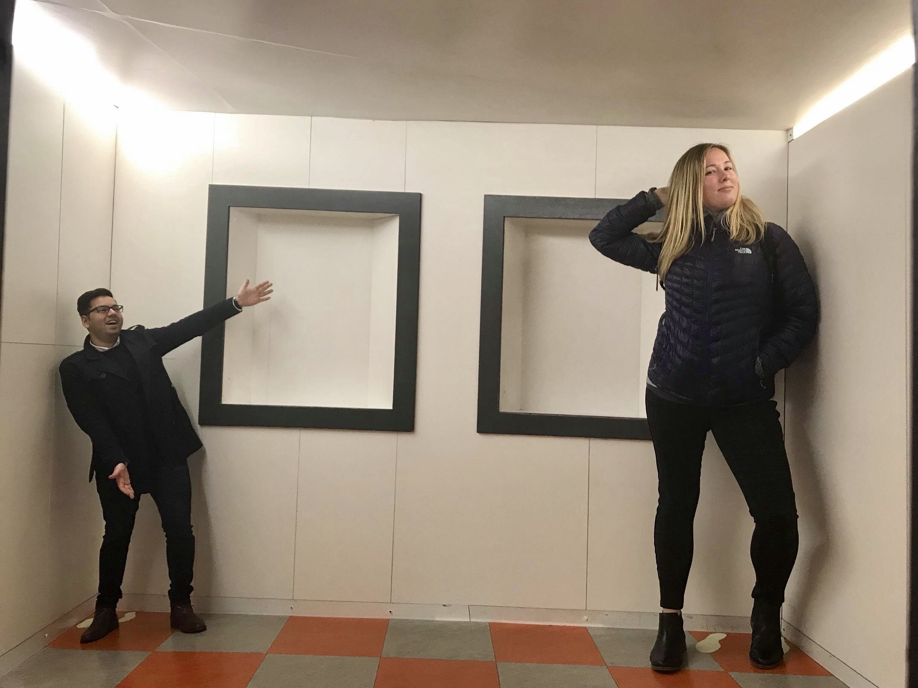 received_1638827549473237