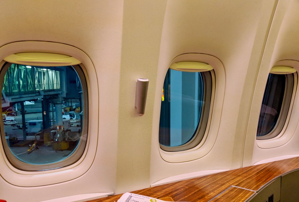 Maker:0x4c,Date:2017-10-12,Ver:4,Lens:Kan03,Act:Lar01,E-Y